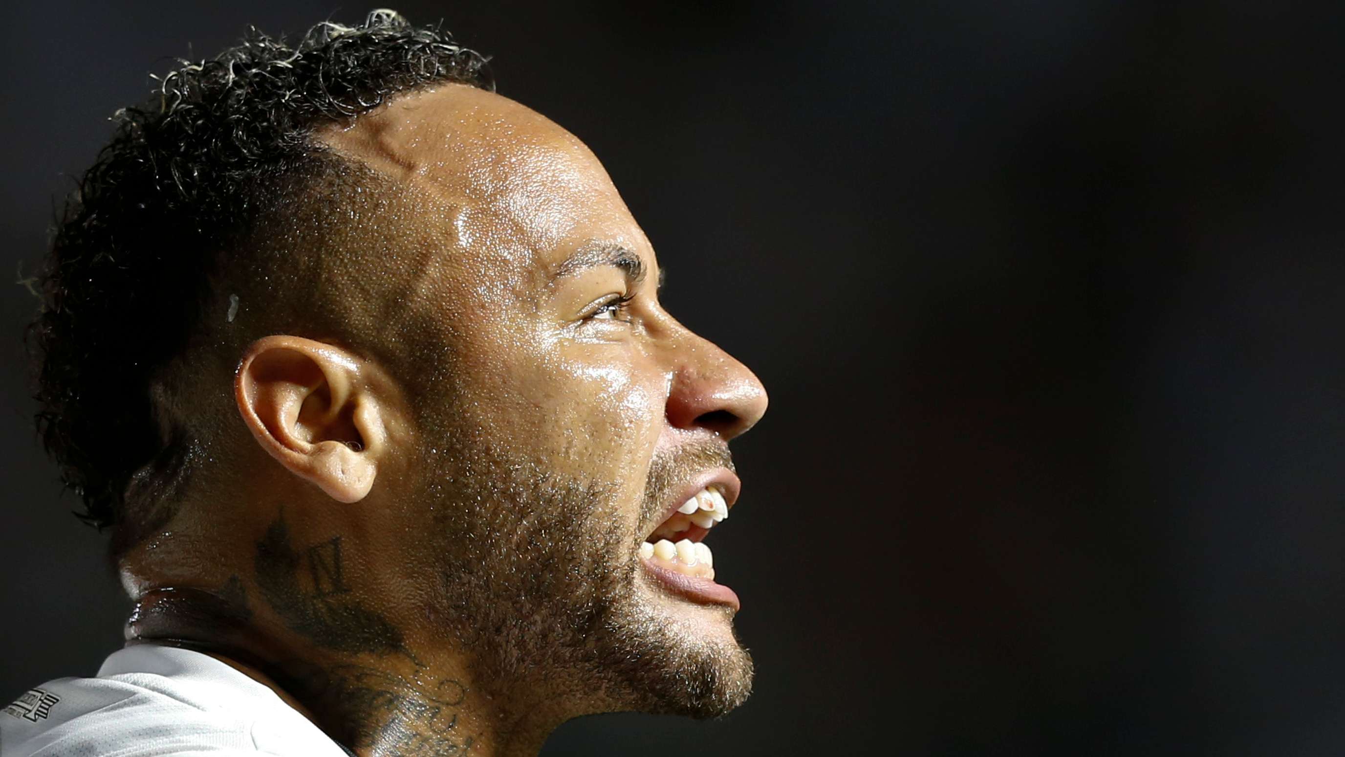 文时表现出 文时表现出